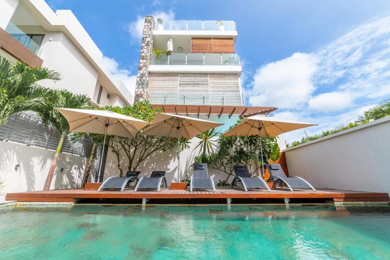 Beachcove Apartment 9 In Pereybere Pereybere Beach Exterior photo